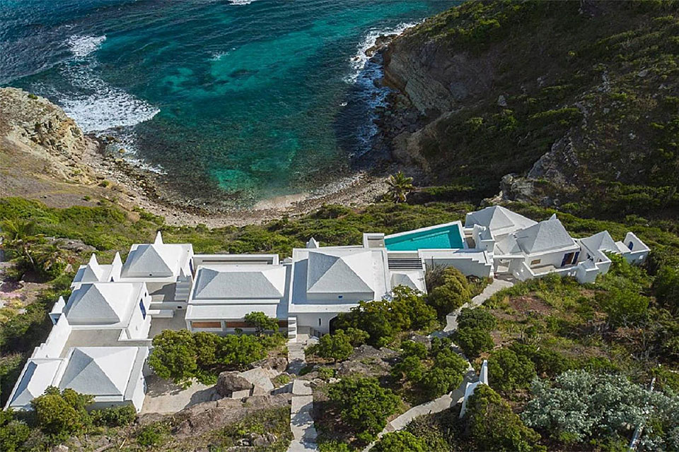 Take a look inside the stunning Villa Los Leones on 